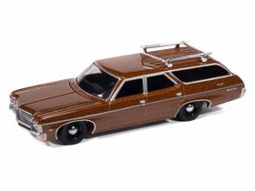 Auto world - muscle wagons - 1970 chevy kingswood - estate copper