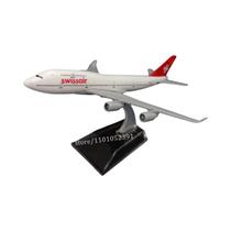 Avião Boeing Airbus Delta B747 - Modelo de Metal em Miniatura (Escala 1:400)