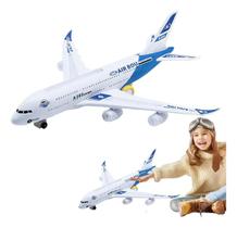 Avião Gigante Bate E Volta Com Som E Luzes 45 Cm Brinquedo Cor Branco Avião Gigante Bate E Volta Com Som E Luzes 45 Cm Brinquedo Cor Branco