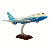 Avião Miniatura Boeing 747 Colecionável de Resina Escala 1:200 Com Base Expositora