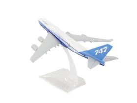 Avião Miniatura de Metal Boeing em Escala 1:400 Colecionável Com Base em Acrílico Decoração