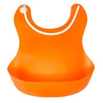 Babador de Silicone Impermeável Color Baby - Praticidade e Conforto para o Bebê