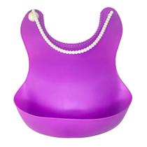 Babador de Silicone Impermeável Color Baby - Praticidade e Conforto para o Bebê