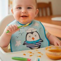 Babador Infantil Love Panda Silicone Impermeável com Bolso Coletor Ajustável