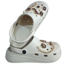 Babuche Comfort Feminina Com Pingentes Luxo Pedrarias REF. BS101 Babuche Comfort Feminina Com Pingentes Luxo Pedrarias REF. BS101