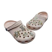 Babuche Sandália em EVA Bottons e Pins Corfly 78 NRS10 Babuche Sandália em EVA Bottons e Pins Corfly 78 NRS10