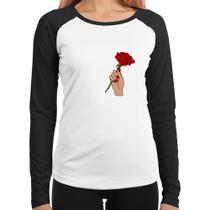 Baby Look Raglan A Rose for you Manga Longa - Foca na Moda Baby Look Raglan A Rose for you Manga Longa - Foca na Moda