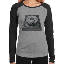 Baby Look Raglan Disco Rígido HD Manga Longa - Foca na Moda Baby Look Raglan Disco Rígido HD Manga Longa - Foca na Moda