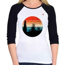 Baby Look Raglan Floresta Vintage Sunset Manga 3/4 - Foca na Moda Baby Look Raglan Floresta Vintage Sunset Manga 3/4 - Foca na Moda