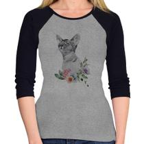 Baby Look Raglan Gato e Flores Manga 3/4 - Foca na Moda Baby Look Raglan Gato e Flores Manga 3/4 - Foca na Moda