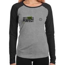 Baby Look Raglan God's timing is perfect Manga Longa - Foca na Moda Baby Look Raglan God's timing is perfect Manga Longa - Foca na Moda
