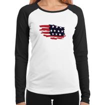 Baby Look Raglan Handrawn Flag Manga Longa - Foca na Moda Baby Look Raglan Handrawn Flag Manga Longa - Foca na Moda