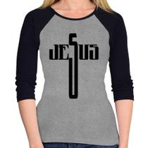 Baby Look Raglan Jesus Cruz Manga 3/4 - Foca na Moda Baby Look Raglan Jesus Cruz Manga 3/4 - Foca na Moda