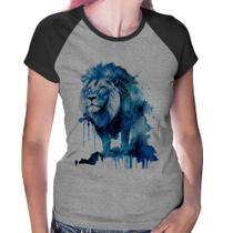 Baby Look Raglan Leão Azul - Foca na Moda Baby Look Raglan Leão Azul - Foca na Moda