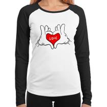 Baby Look Raglan Love Hands Manga Longa - Foca na Moda Baby Look Raglan Love Hands Manga Longa - Foca na Moda