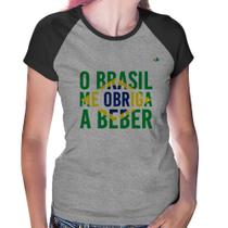 Baby Look Raglan O Brasil me obriga a beber - Foca na Moda Baby Look Raglan O Brasil me obriga a beber - Foca na Moda