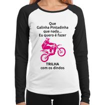 Baby Look Raglan Trilha com os dindos (moto rosa) Manga Longa - Foca na Moda Baby Look Raglan Trilha com os dindos (moto rosa) Manga Longa - Foca na Moda