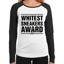 Baby Look Raglan Whitest Sneakers Awards Manga Longa - Foca na Moda Baby Look Raglan Whitest Sneakers Awards Manga Longa - Foca na Moda