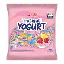Bala mastigável Frutiguti Yogurt Peccin Pacote 400gr