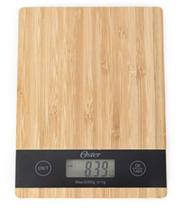 Balanca de cozinha digital com tampo de vidro oster westman preto com acabamento que imita madeira