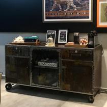 Balcão Buffet Bronx Glass - Estilo Industrial em Ferro Balcão Buffet Bronx Glass - Estilo Industrial em Ferro