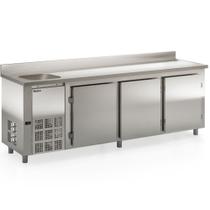 Balcão de Encosto 3 Portas e 1 Pia 765 Litros GBFE250CE Inox Gelopar 220V Balcão de Encosto 3 Portas e 1 Pia 765 Litros GBFE250CE Inox Gelopar 220V