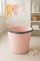 Balde 8 Litros com Alça Plástica Rosa Bebê Resistente e Prático