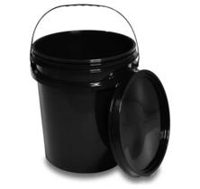 Balde de 20 litros com tampa e lacre