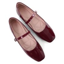 Ballet Flats Stunner Stunner para mulheres vinho tinto tamanho 38 (6,5)