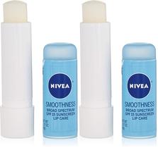 Bálsamo Labial NIVEA Suavidade FPS 15 Pack com 2 unidades de 4,8g Bálsamo Labial NIVEA Suavidade FPS 15 Pack com 2 unidades de 4,8g