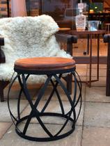 Banco Barril em Ferro Preto - Banqueta Puff Rústico - Mesa