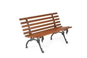 Banco de Jardim pé de ferro fundido tipo cavalo e madeira maciça Banco de Jardim pé de ferro fundido tipo cavalo e madeira maciça