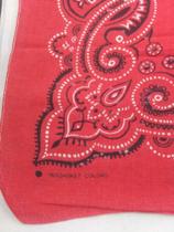 Bandana vermelha com detalhes preto Bandana vermelha com detalhes preto
