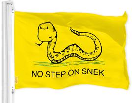 Bandeira G128 No Step on Snek 91x152 cm Poliéster