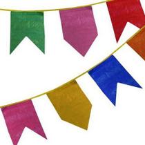 Bandeirinhas de Festa Junina em Plástico: Pacote com 21 Bandeiras Coloridas e 10 Metros de Barbante