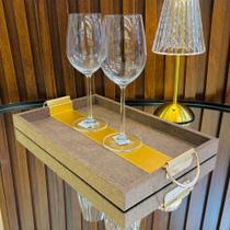 Bandeja Decorativa Brown G em Tecido e material sintético com Argolas Douradas