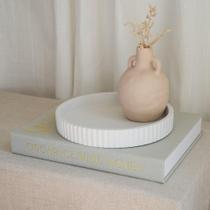 Bandeja decorativa de concreto e conjunto de decoração de livros ZICOTO Bandeja decorativa de concreto e conjunto de decoração de livros ZICOTO