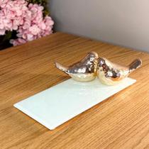 Bandeja Decorativa de Vidro Branco com Pés Meia Pérola Bandeja para Decoração, Cozinha e Lavabo Vários Tamanhos Tama Bandeja Decorativa de Vidro Branco com Pés Meia Pérola Bandeja para Decoração, Cozinha e Lavabo Vários Tamanhos Tama