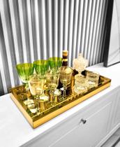 Bandeja Decorativa Espelho Dourado Taças Bar Luxo