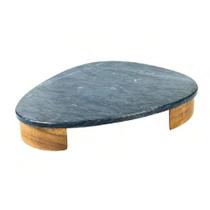 Bandeja Decorativa Menor Mármore Triangular e pés em Madeira
