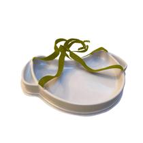 Bandeja Degustação Meia Lua Com Alça Na Cor Amarela Bandeja Degustação Meia Lua Com Alça Na Cor Amarela