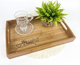 Bandeja em Bambu 35x24cm Lar é Onde O Amor Está
