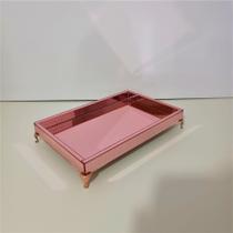 Bandeja espelhada decorativa com pés