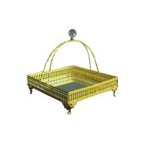Bandeja Espelhado Quadrada Dourado 24cm Mesa Posta Ideal para Eventos e Festa Bandeja Espelhado Quadrada Dourado 24cm Mesa Posta Ideal para Eventos e Festa