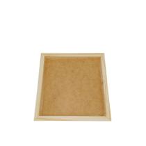 Bandeja Quadrada Quadrinho Madeira Pinus Tamanho 40x40x1 Cm Laterais Madeira Pinus Fundo Mdf Bandeja Quadrada Quadrinho Madeira Pinus Tamanho 40x40x1 Cm Laterais Madeira Pinus Fundo Mdf