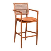 Banqueta Adele 43cm Madeira Maciça com Braço material sintético Caramelo - Sallar Home Banqueta Adele 43cm Madeira Maciça com Braço material sintético Caramelo - Sallar Home