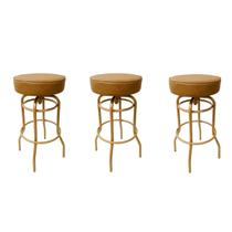 Banqueta Bar Altura 65cm Giratória cor Dourado Fosco Assento cor Caramelo grosso Kit 3 Unidades