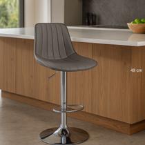 Banqueta Bar Concha Ajustável em material ecológico Design Moderno Base Cromada Marrom Banqueta Bar Concha Ajustável em material ecológico Design Moderno Base Cromada Marrom