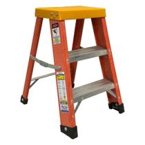 Banqueta Escada em Alumínio e Fibra 60cm BAF3 W BERTOLO