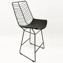 Banqueta média maciça para Balcão Bertoia Retrô cor Preta altura 60cm - Poltronas do Sul